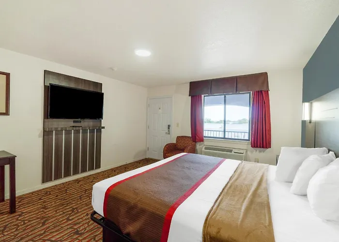 Motel High Five By Oyo 2*