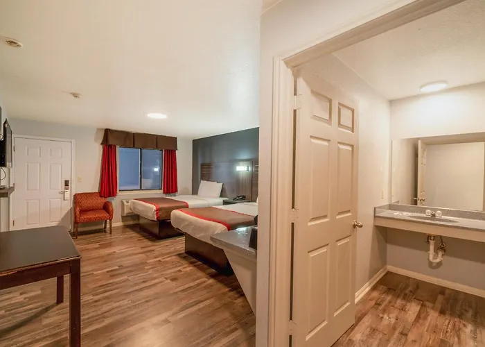 High Five By Oyo Motel 2*